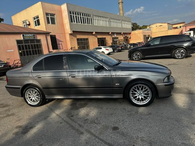 BMW 530 2003, 325,000 km - 3.0 l - Bakı