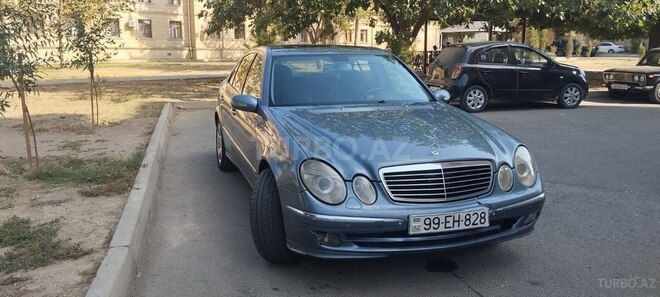 Mercedes E 270 2002, 581,000 km - 2.7 l - Naftalan