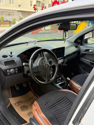 Opel Astra 2009, 425,000 km - 1.4 l - Lənkəran