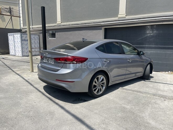 Hyundai Elantra 2016, 180,120 km - 1.4 l - Bakı