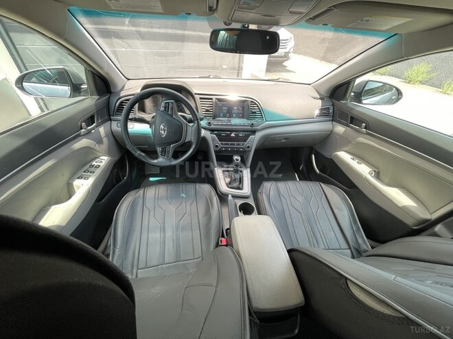 Hyundai Elantra 2016, 180,120 km - 1.4 l - Bakı