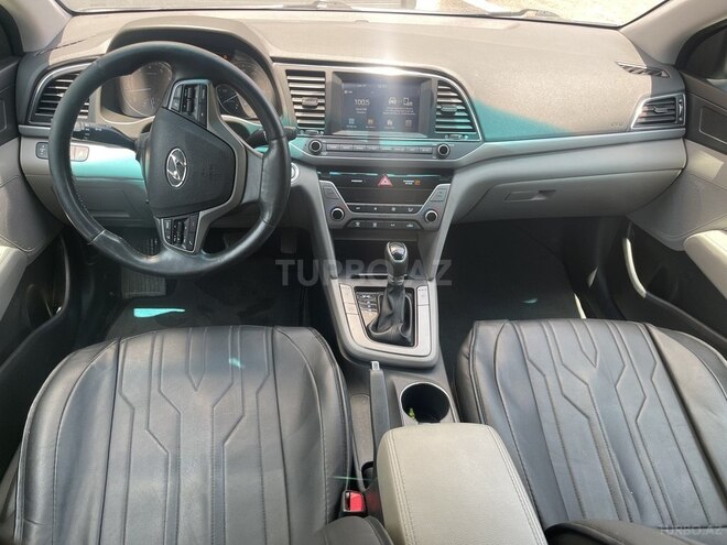 Hyundai Elantra 2016, 180,120 km - 1.4 l - Bakı