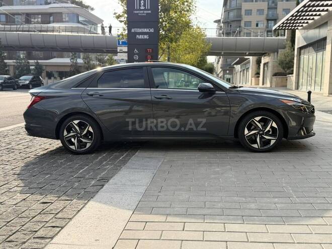 Hyundai Elantra 2023, 70,000 km - 1.6 l - Bakı