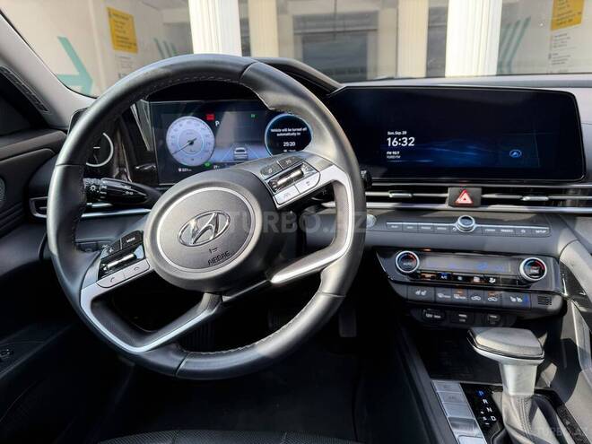 Hyundai Elantra 2023, 70,000 km - 1.6 l - Bakı