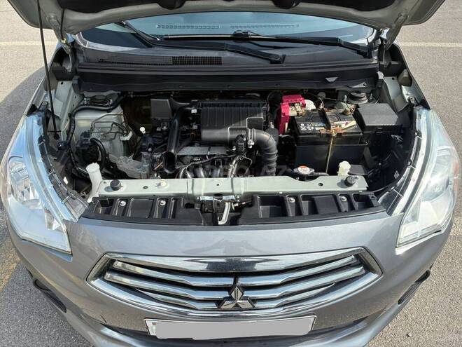 Mitsubishi Mirage 2019, 127,000 km - 1.2 л - Bakı