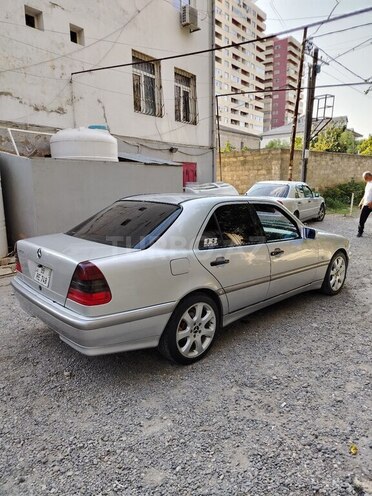 Mercedes C 200 1997, 358,456 km - 2.0 л - Bakı