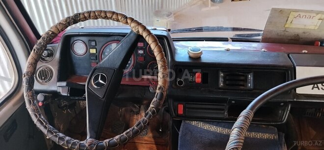 Mercedes 208 D 1994, 614,798 km - 2.3 l - Tovuz