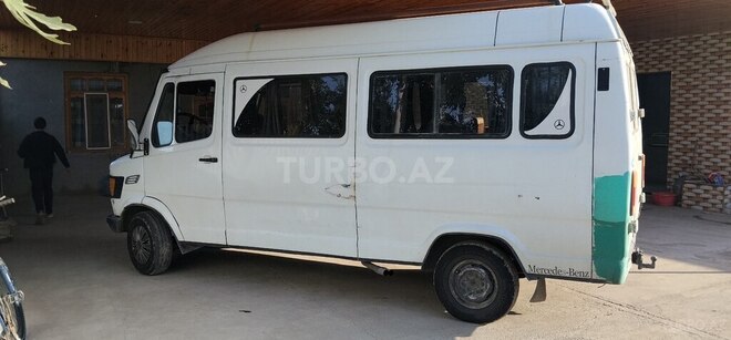 Mercedes 208 D 1994, 614,798 km - 2.3 l - Tovuz