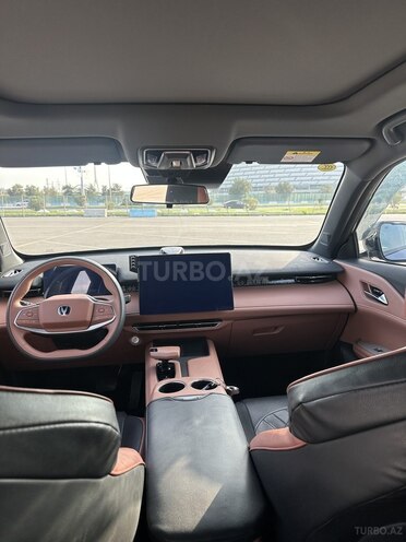 Changan  2025, 27,000 km - 1.5 л - Bakı