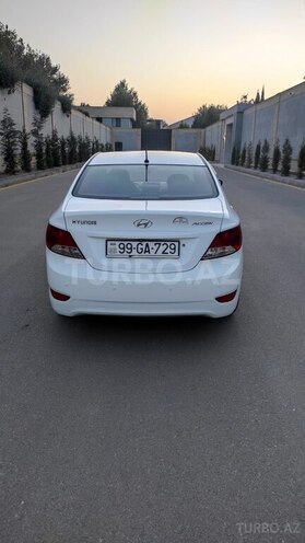 Hyundai Accent 2011, 261,000 km - 1.6 l - Bakı