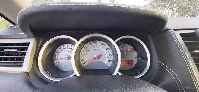 Nissan Tiida 2012, 136,891 km - 1.5 л - Sumqayıt