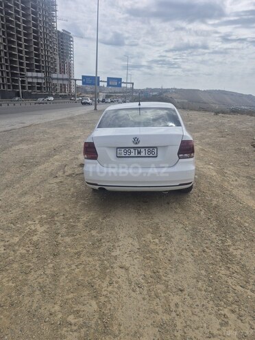 Volkswagen Polo 2019, 160,000 km - 1.6 l - Bakı