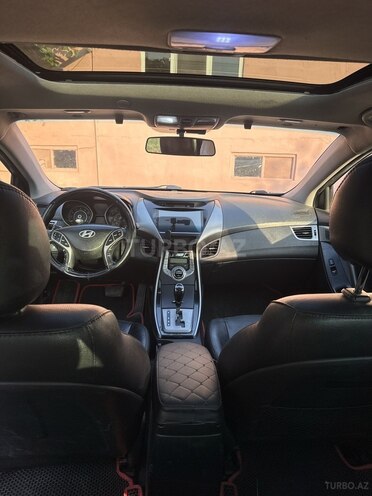 Hyundai Elantra 2013, 180,000 km - 1.8 л - Yevlax