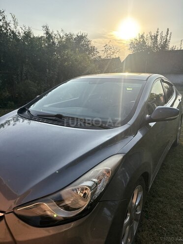 Hyundai Elantra 2013, 180,000 km - 1.8 л - Yevlax