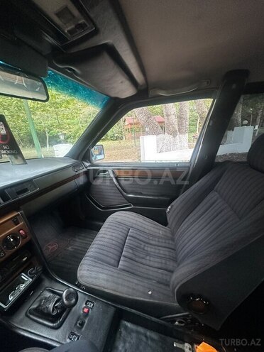 Mercedes 200 E 1991, 386,568 km - 2.0 l - Xaçmaz