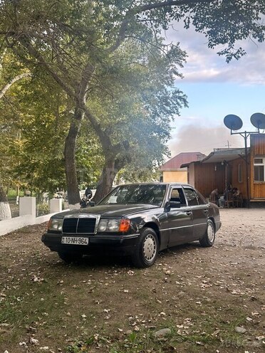 Mercedes 200 E 1991, 386,568 km - 2.0 l - Xaçmaz