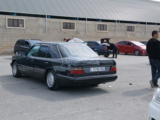 Mercedes 200 E 1991, 386,568 km - 2.0 l - Xaçmaz