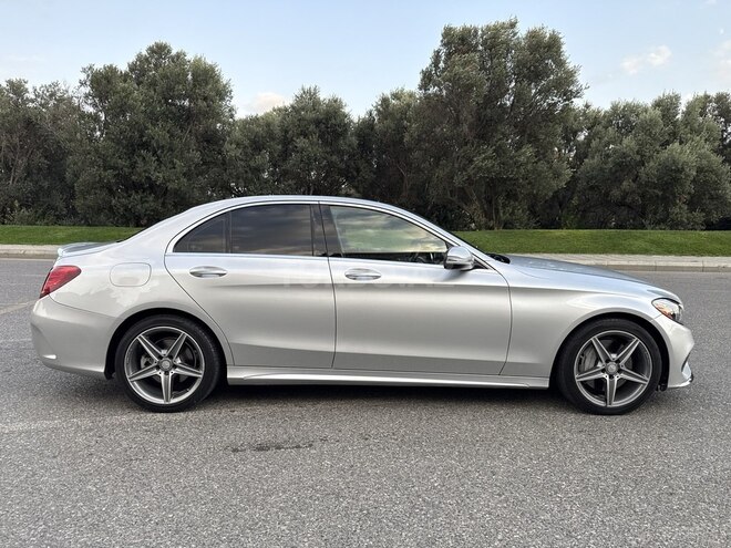 Mercedes C 300 4MATIC 2015, 155,000 km - 2.0 l - Bakı