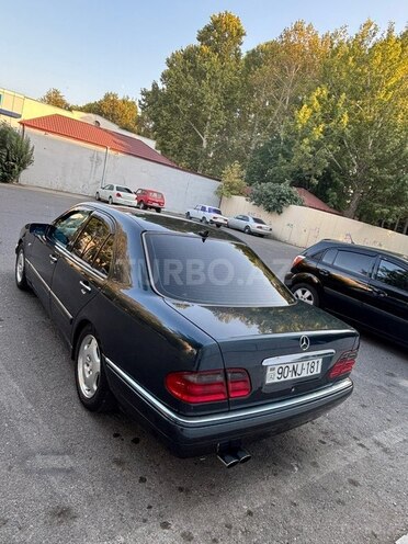Mercedes E 240 1998, 600,000 km - 2.4 l - Mingəçevir