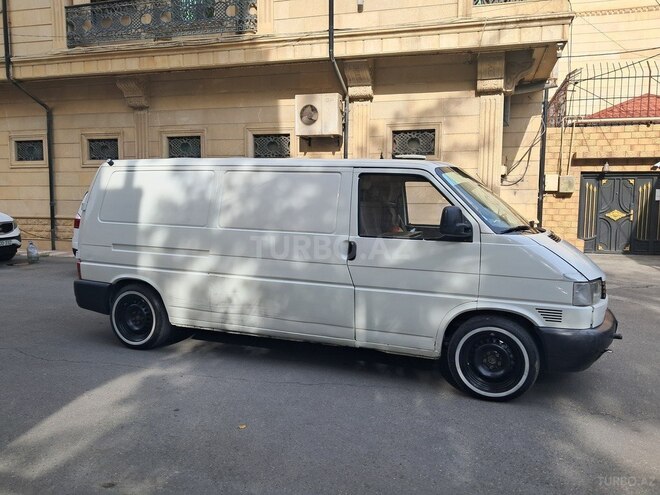 Volkswagen Transporter 2002, 260,000 km - 2.5 l - Bakı