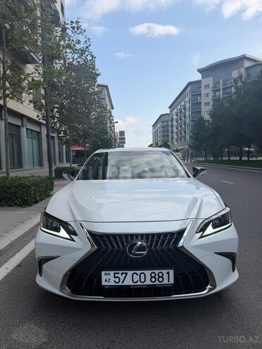 Lexus ES 200 2023, 40,000 km - 2.0 л - Bakı