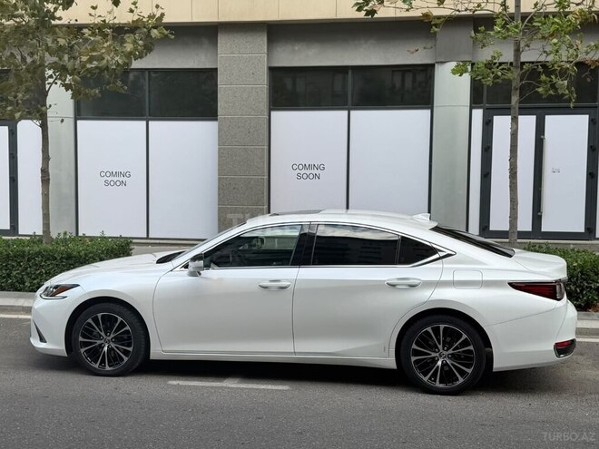 Lexus ES 200 2023, 40,000 km - 2.0 л - Bakı