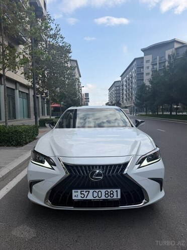 Lexus ES 200 2023, 40,000 km - 2.0 л - Bakı
