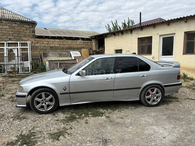 BMW 318 1994, 180,000 km - 1.8 l - Bakı