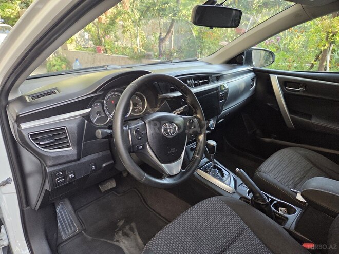 Toyota Corolla 2014, 180,536 km - 1.6 l - Ağstafa