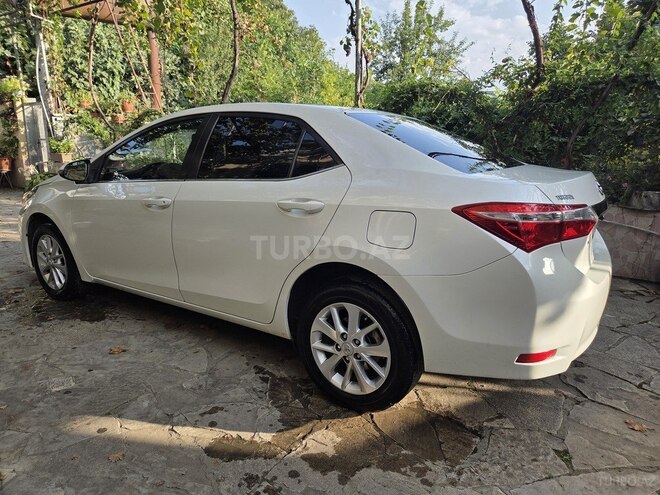 Toyota Corolla 2014, 180,536 km - 1.6 l - Ağstafa