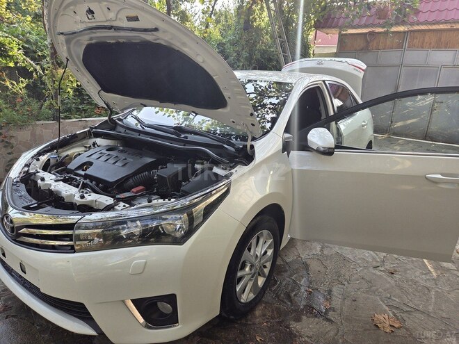 Toyota Corolla 2014, 180,536 km - 1.6 l - Ağstafa