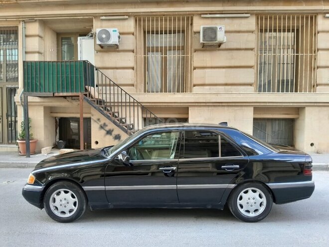 Mercedes C 220 1996, 390,000 km - 2.2 л - Bakı