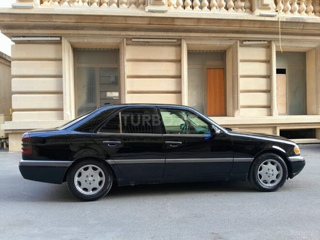Mercedes C 220 1996, 390,000 km - 2.2 л - Bakı