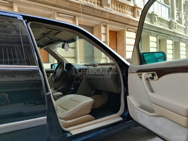 Mercedes C 220 1996, 390,000 km - 2.2 л - Bakı