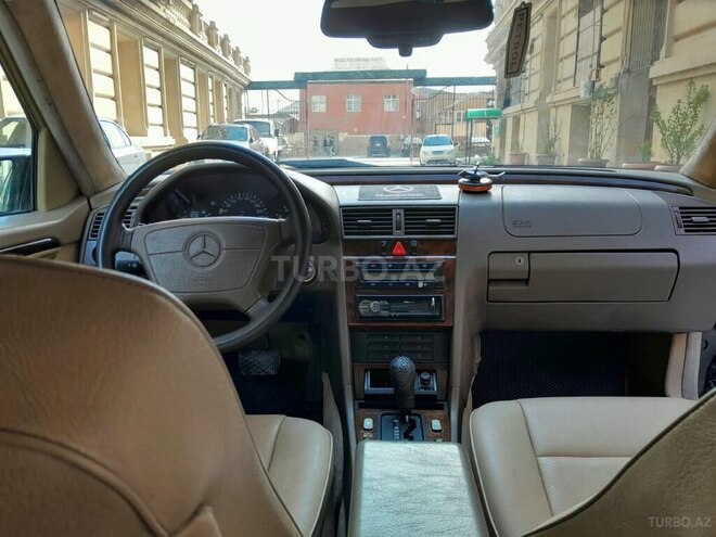 Mercedes C 220 1996, 390,000 km - 2.2 л - Bakı