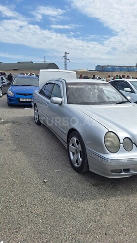Mercedes E 300 1998, 300,000 km - 3.0 l - Sumqayıt