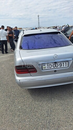 Mercedes E 300 1998, 300,000 km - 3.0 l - Sumqayıt