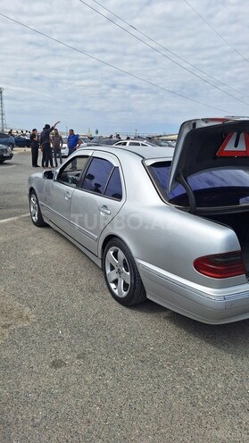 Mercedes E 300 1998, 300,000 km - 3.0 l - Sumqayıt