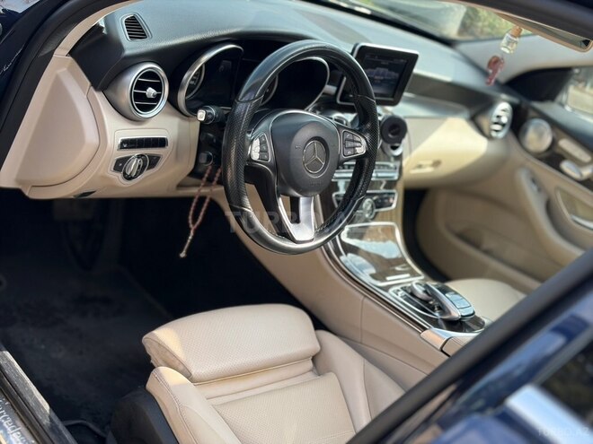 Mercedes C 300 4MATIC 2014, 215,000 km - 2.0 l - Bakı