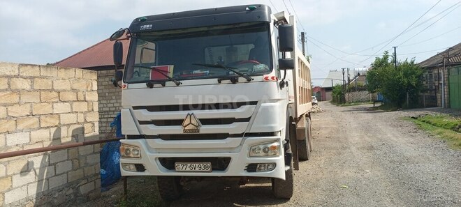 HOWO Sinotruk 2011, 30,000 km - 9.6 л - Şəmkir