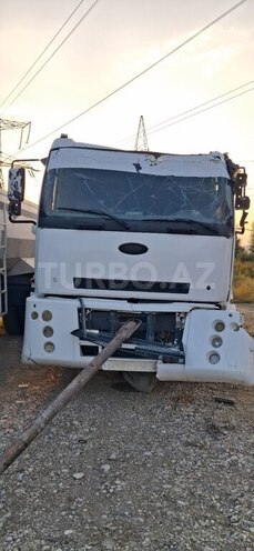 Ford Cargo 2007, 400,000 km - 7.5 l - Mingəçevir