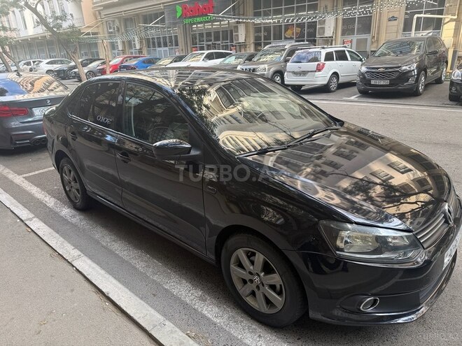 Volkswagen Polo 2012, 223,673 km - 1.6 l - Bakı