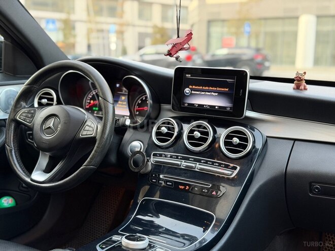 Mercedes C 300 4MATIC 2017, 130,000 km - 2.0 л - Bakı