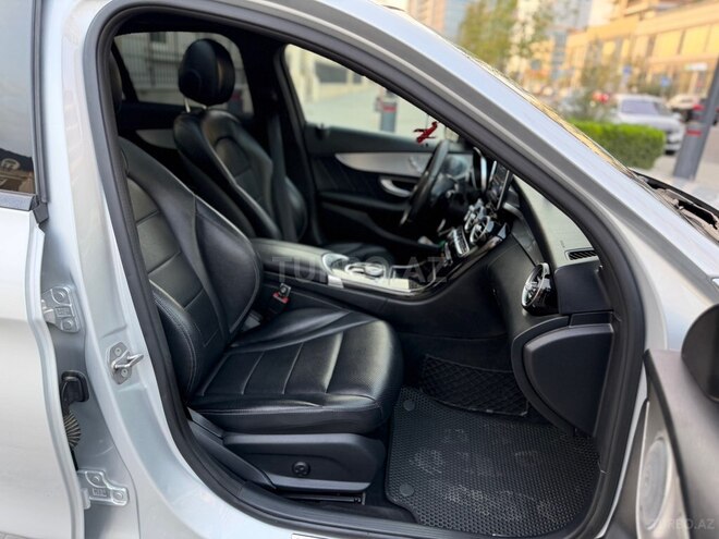 Mercedes C 300 4MATIC 2017, 130,000 km - 2.0 л - Bakı