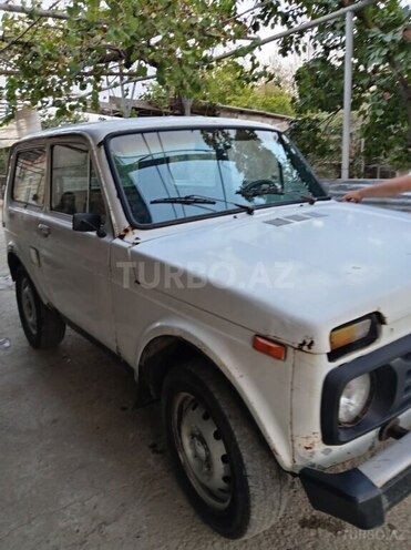 LADA (VAZ) Niva 1987, 400,000 km - 1.7 l - Salyan