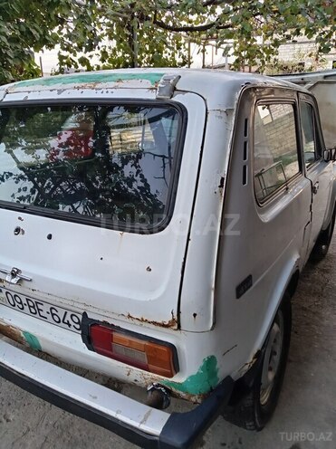 LADA (VAZ) Niva 1987, 400,000 km - 1.7 l - Salyan