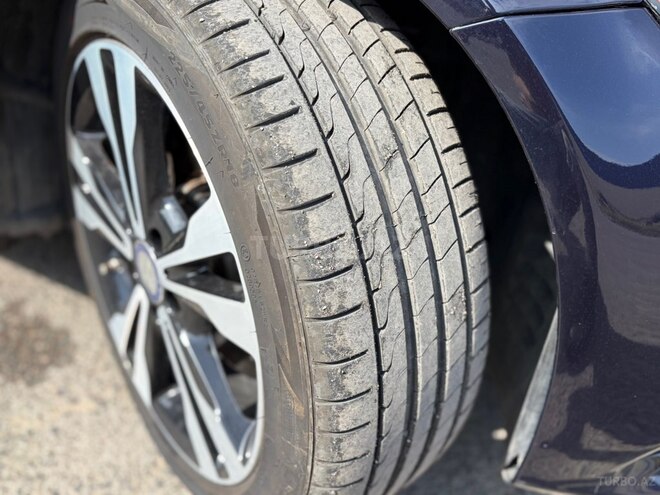 Mercedes C 300 4MATIC 2014, 215,000 km - 2.0 l - Bakı