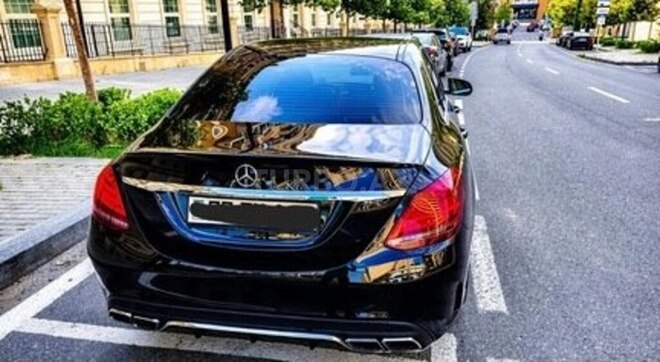 Mercedes C 300 2019, 76,800 km - 2.0 л - Bakı