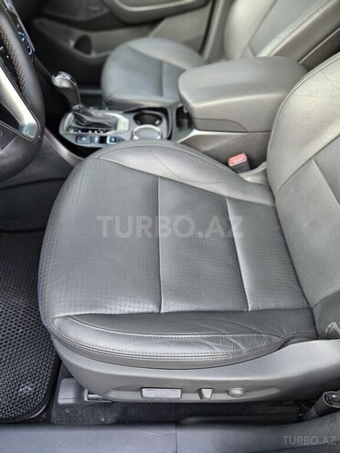 Hyundai  2014, 202,300 km - 2.2 л - Bakı