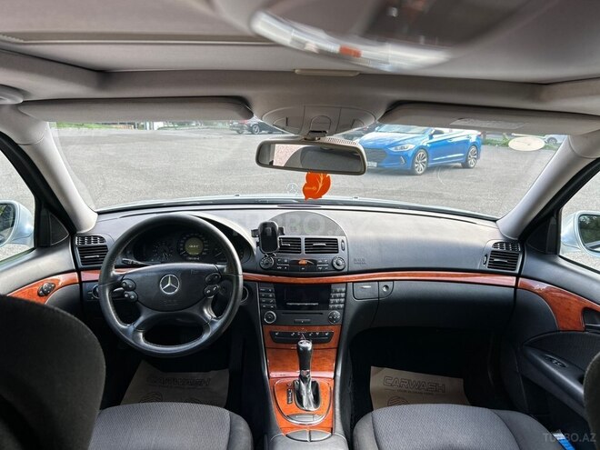 Mercedes E 220 2007, 359,500 km - 2.2 l - Bakı
